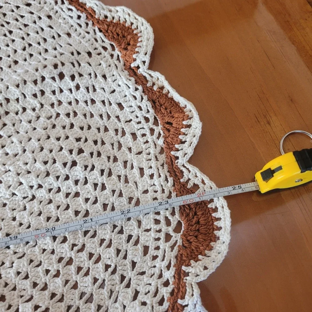 Vintage Crochet Doily 25' White Brown Border Pinnapple Pattern Granny Chic Retro
